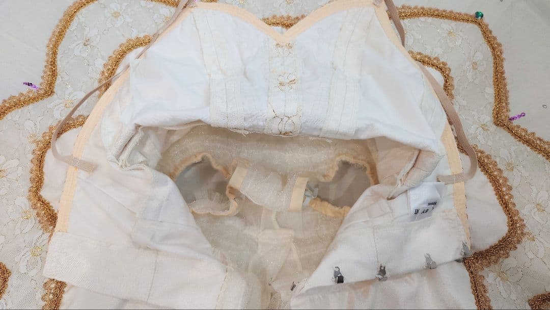 【オーロラ姫、ライモンダ、森の女王】 チャコットバレエ衣裳 美品・新品同様 ６号