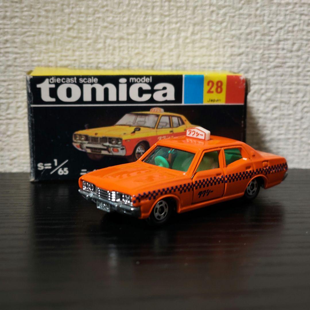 TOMICA　トミカ　日産セドリック　タクシー　箱付き