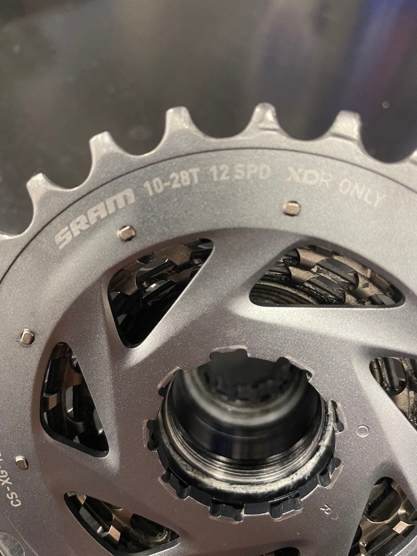 SRAM RED カセットスプロケット10-28T