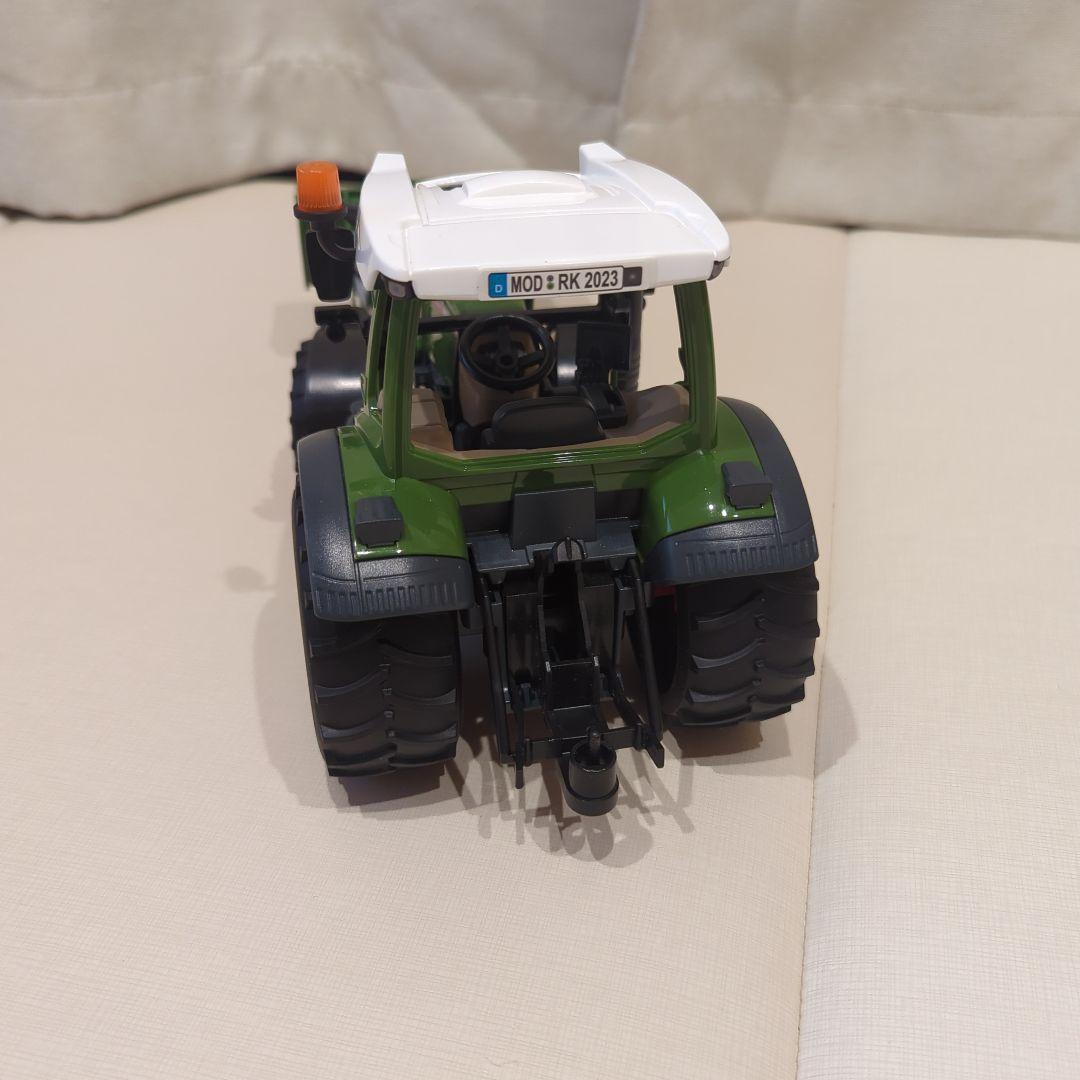 ブルーダー　トラクター　トレーラー　2台まとめ売り