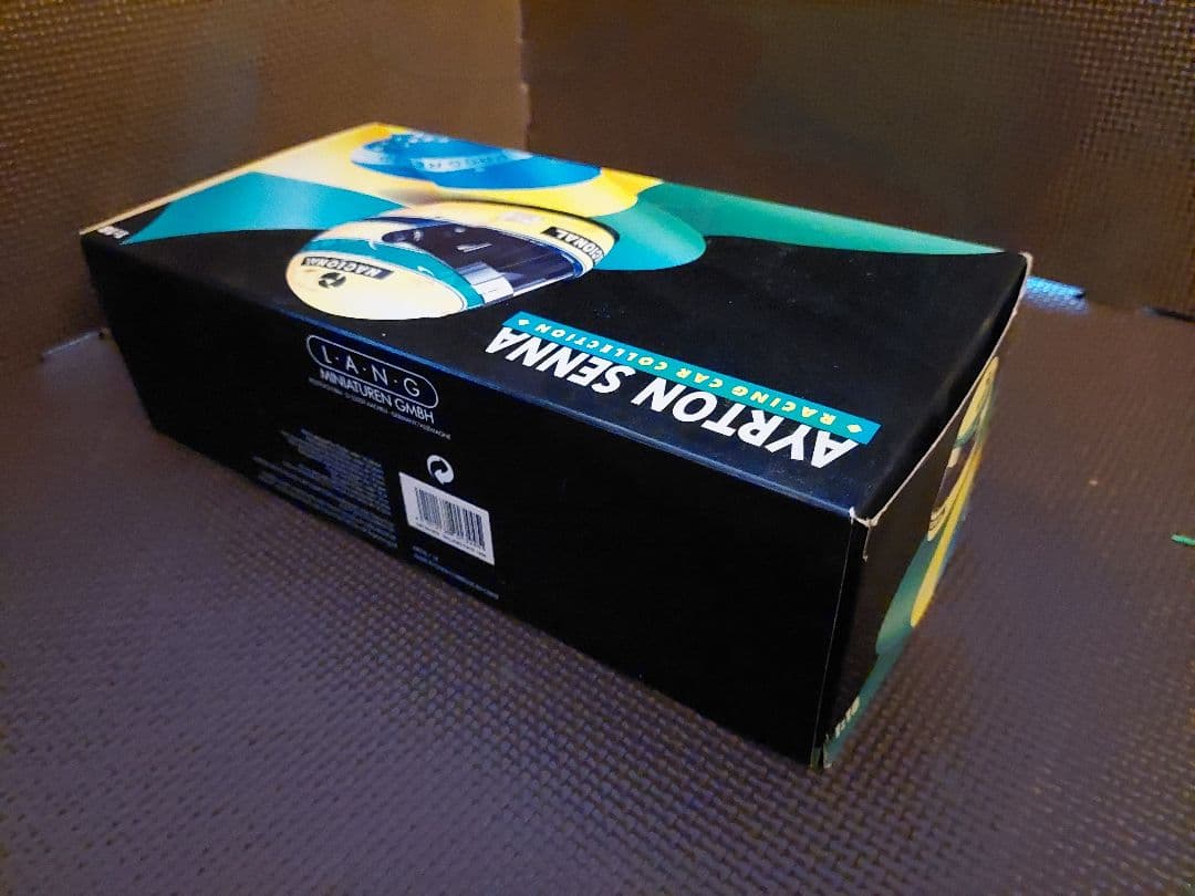 市村利行です。他の方は遠慮下さい FW16 A.セナ Rothmansロゴ