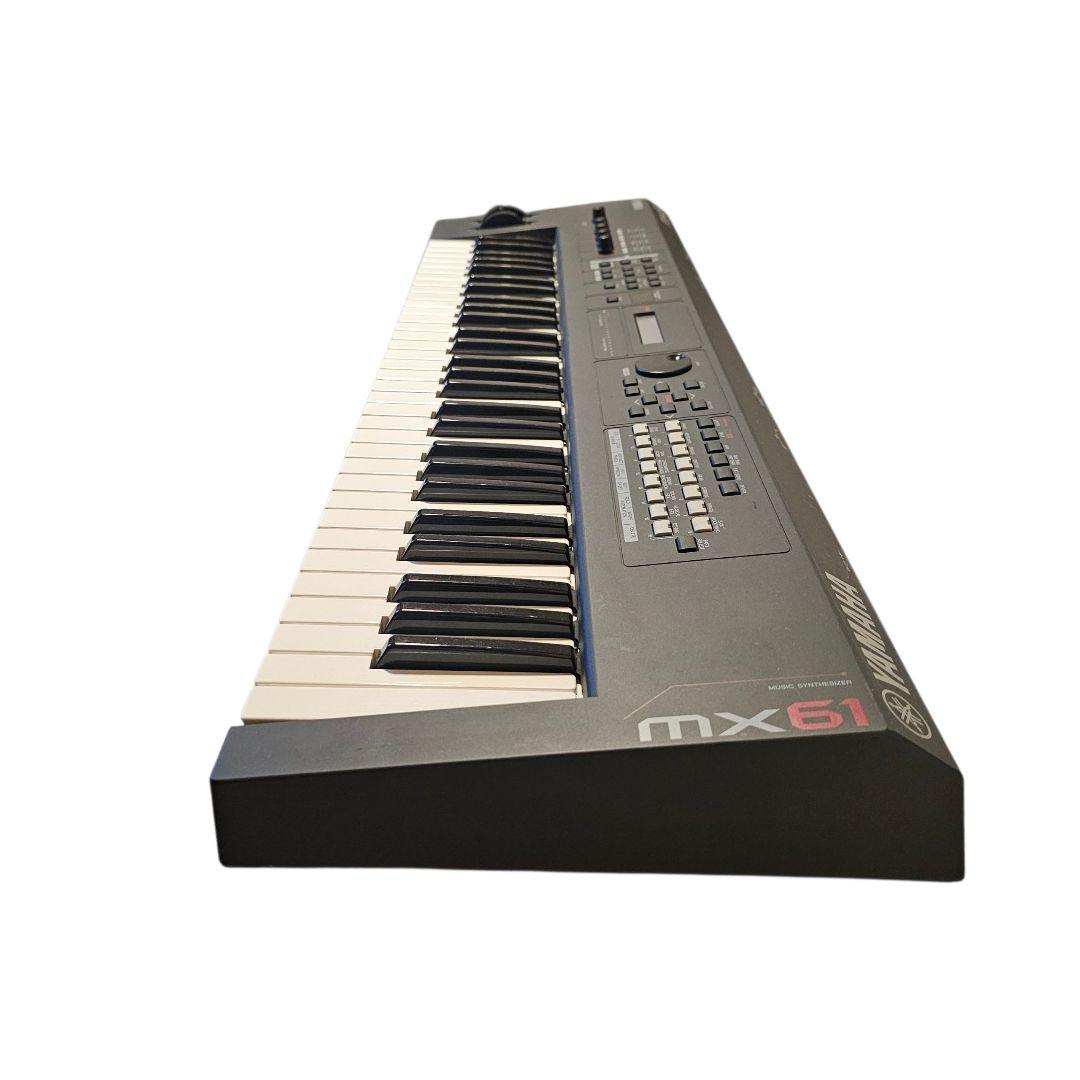 YAMAHA MX61 シンセサイザー BK 61鍵盤 ヤマハ