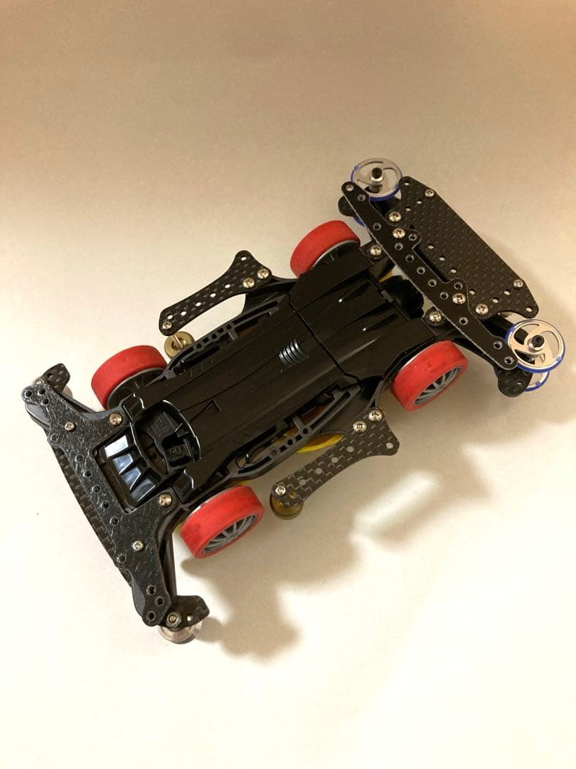 タミヤ　シャドウシャーク　イエロースペシャル　カーボン　ベアリングローラー　中古