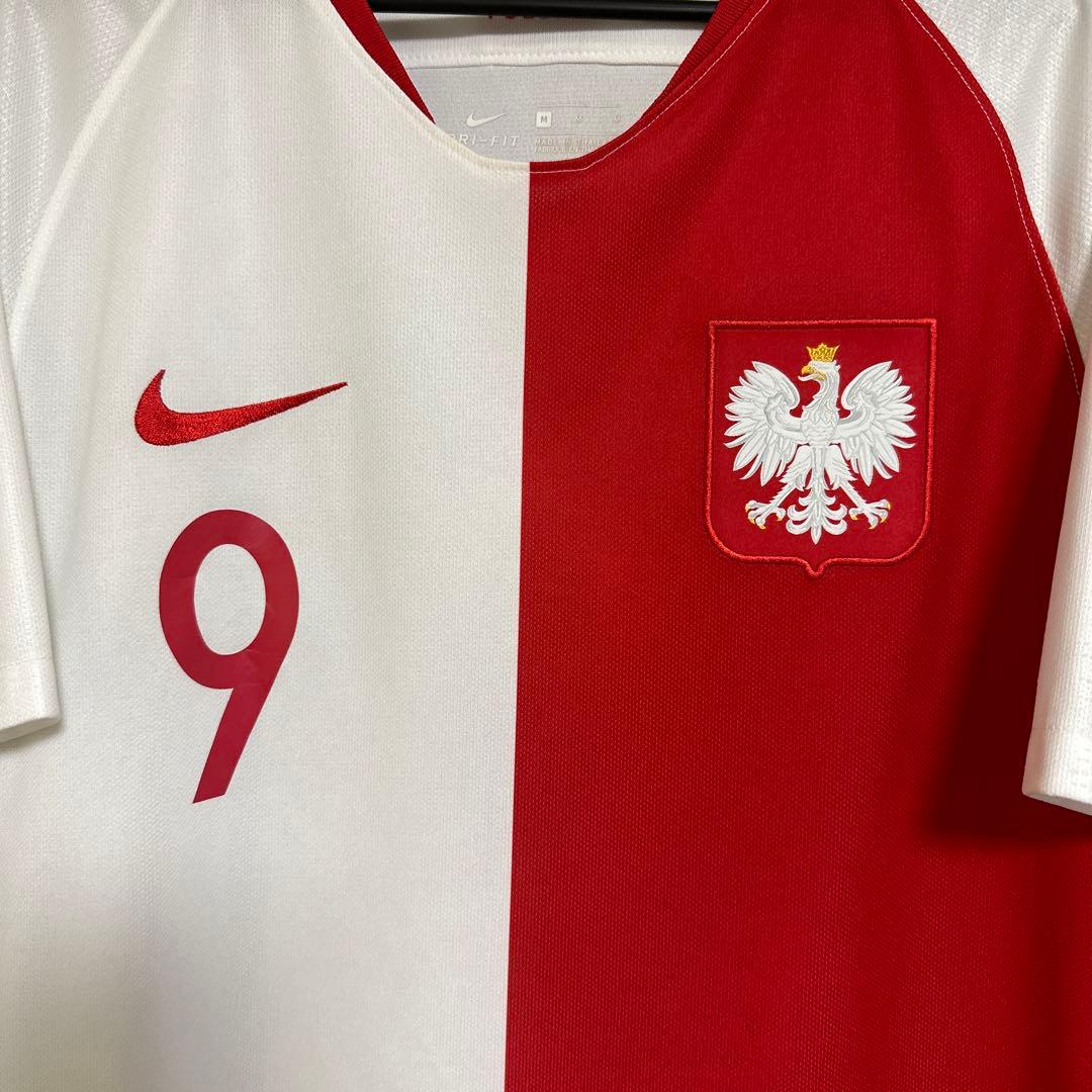 レヴァンドフスキ　ユニフォーム　ポーランド代表　100年記念　バルセロナ　ナイキ