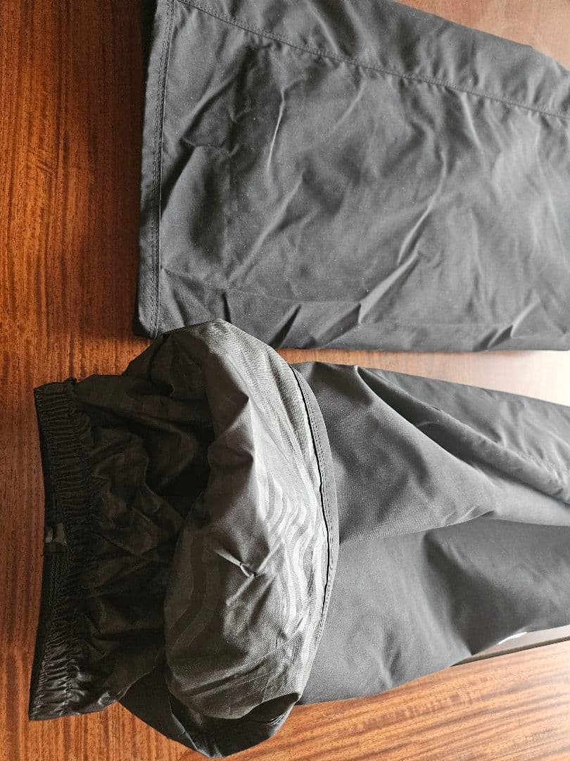 VOLCOM　スノーボードパンツ　スノーウェア　ボルコム