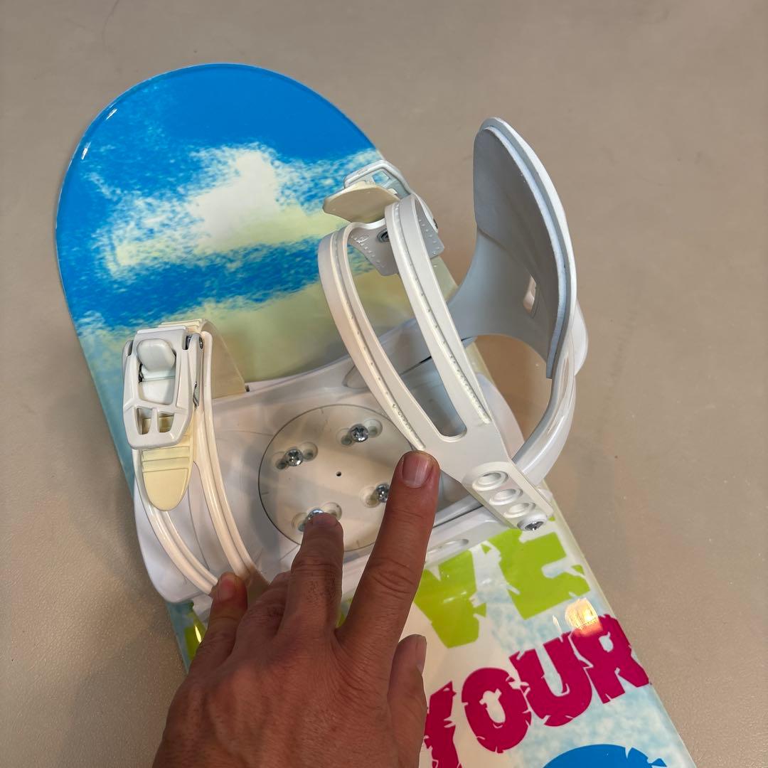 金4000円❗️子供用ボード ビンディング付き108センチ❗️現物確認引き取りのみ！