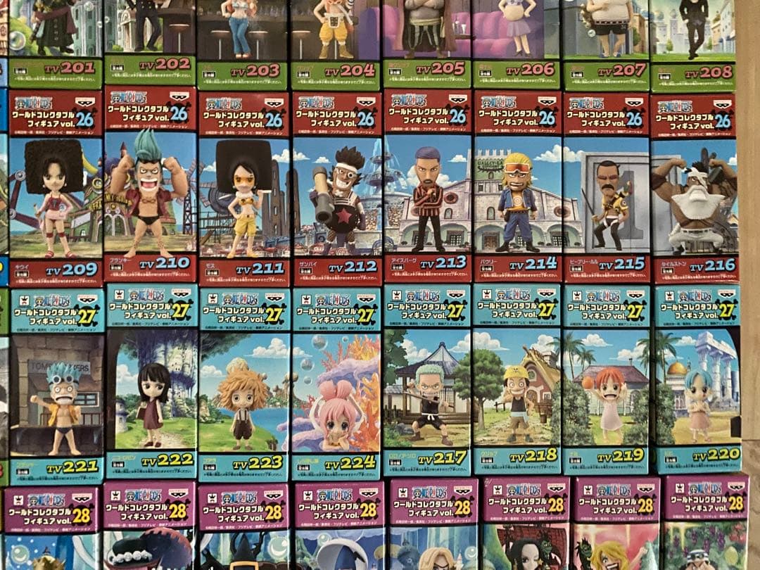 ワンピース　ワールドコレクタブルフィギュア