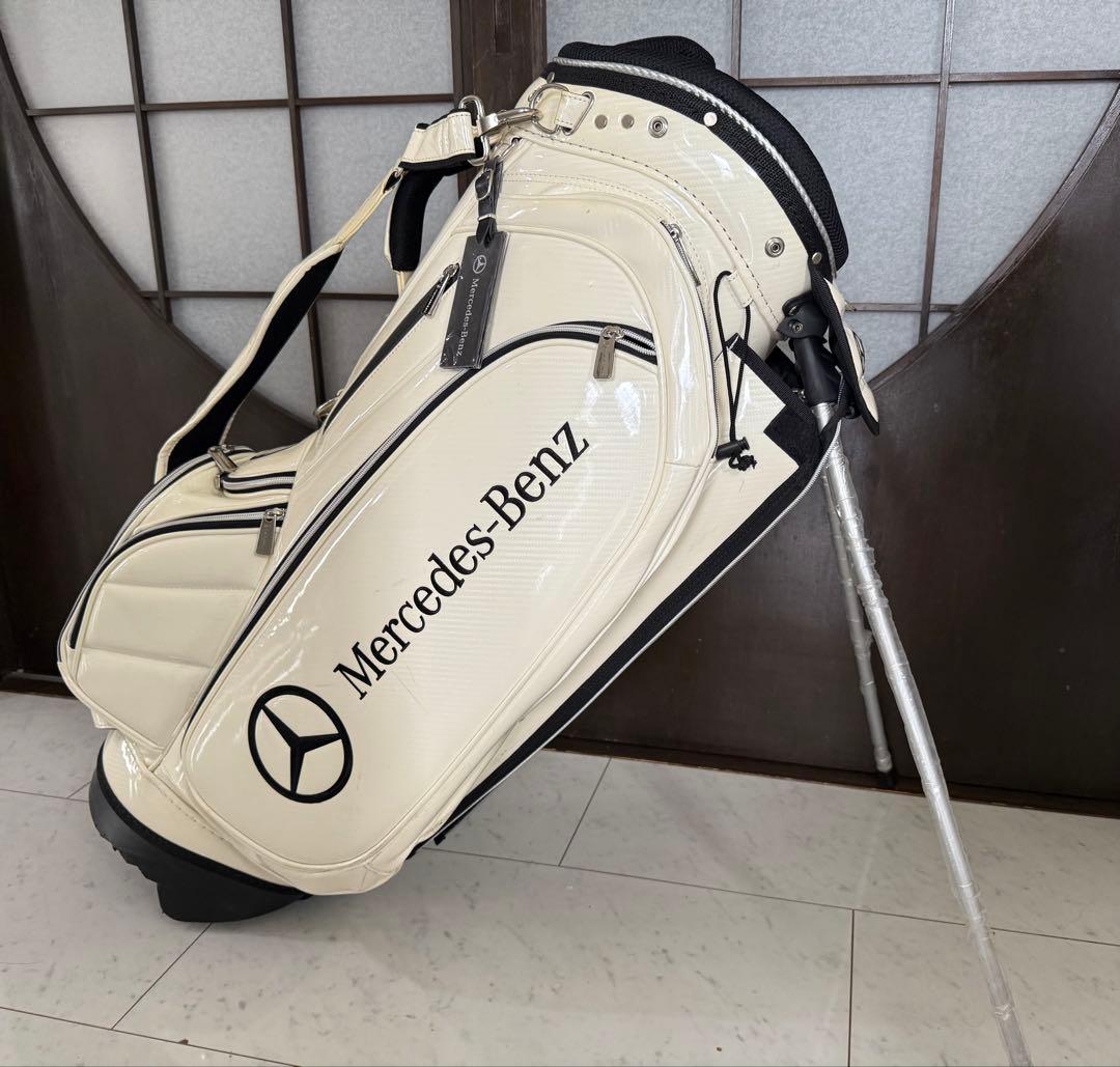 ホワイトキャディバッグ