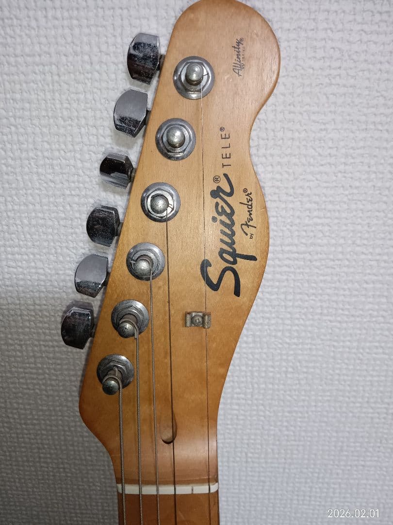 Squier Telecaster ブラック 見るからにジャンク再生楽しむ品