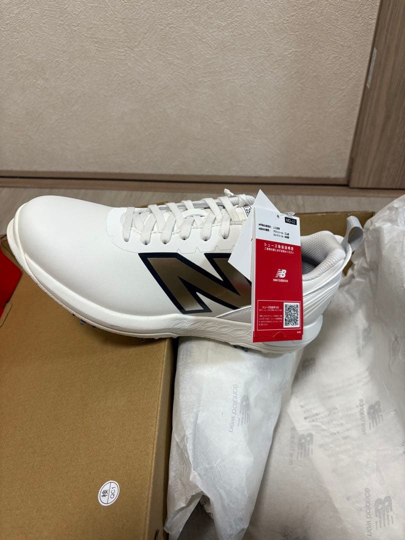 ニューバランスFRESH FOAM 2500 V4紐ゴルフシューズ25.5センチ