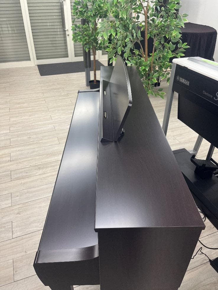 ★74297【電子ピアノ】YAMAHA　CLP775R　20年製