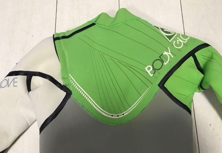 １回着用のみ body glove ジュニア 10 ウェットスーツ