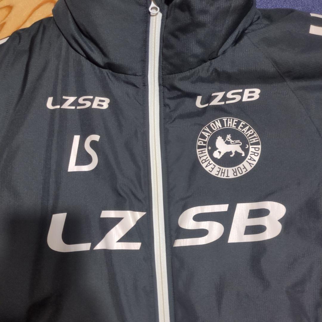 LZSB フード付きウィンドブレーカー FUTEBOLISTA