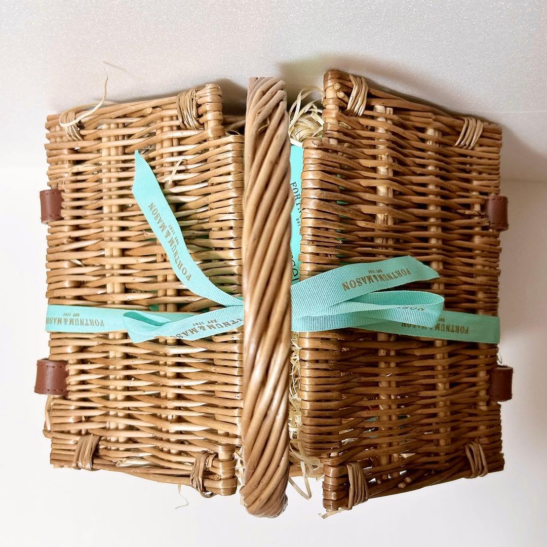 フォートナム&メイソン　ハンパー　クリスマス詰め合わせ6種類　かご付き