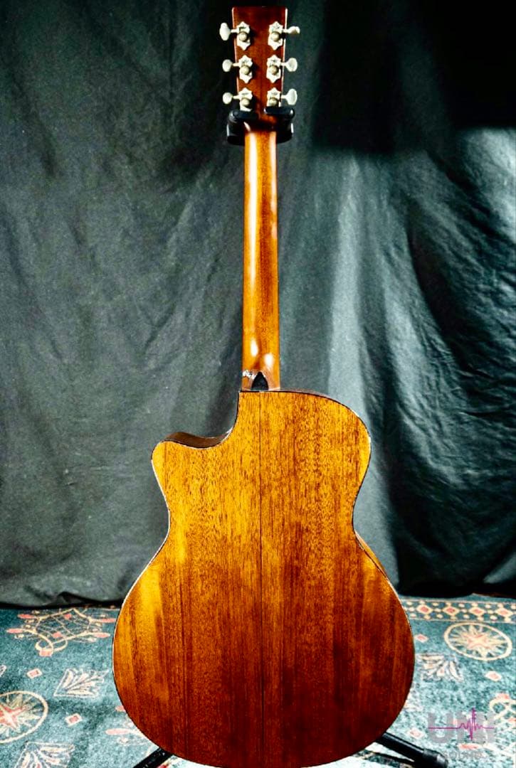 Martin GPC-18E 2016年製