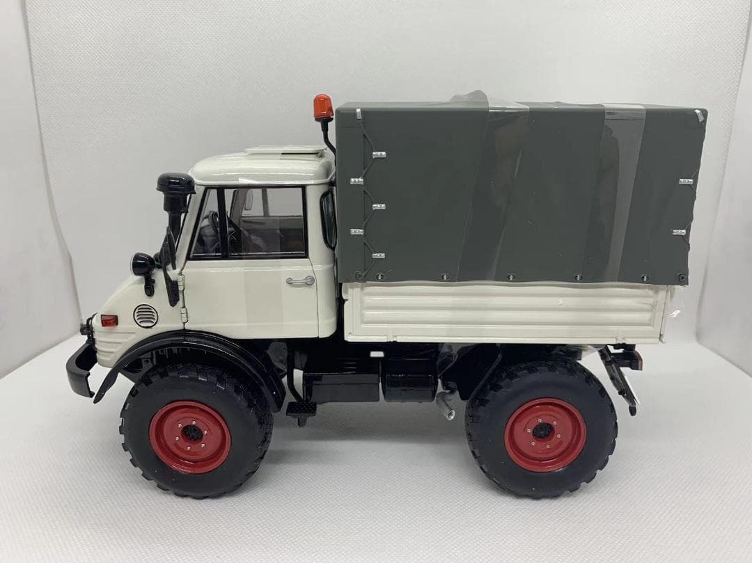 シュコー 1/18 ベンツ ウニモグ Unimog 406