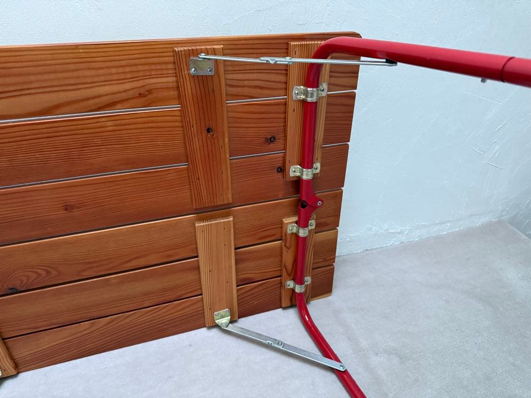 castelmerlino 2段階調整可能キャンプテーブル 赤