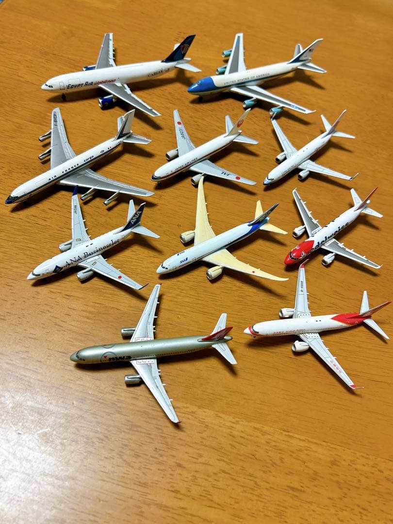 飛行機模型　32機　バラ売り不可