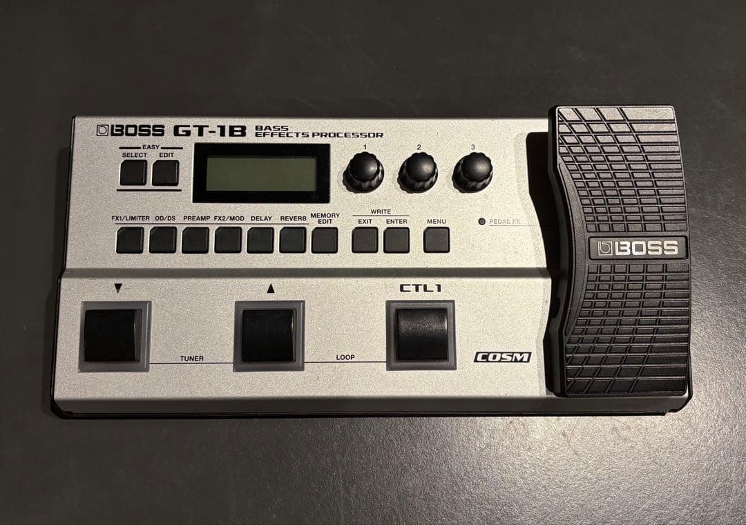 BOSS GT-1B ベースエフェクター　ボス　ベース