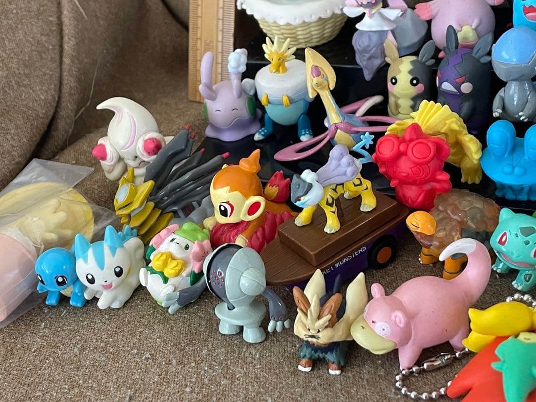 【大量まとめ売り】ポケモン　ミニフィギュア　ガチャ系　モンコレ ピカチュウ