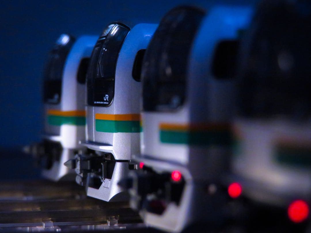 TOMIX E217系近郊電車 (湘南色) 【新品,未使用品】