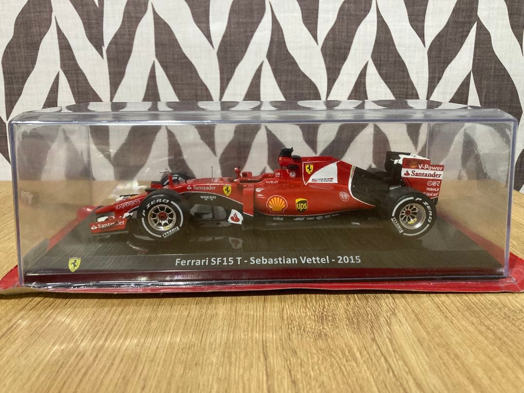 日本未発売　フェラーリビッグスケールF1コレクション　SF15T ベッテル