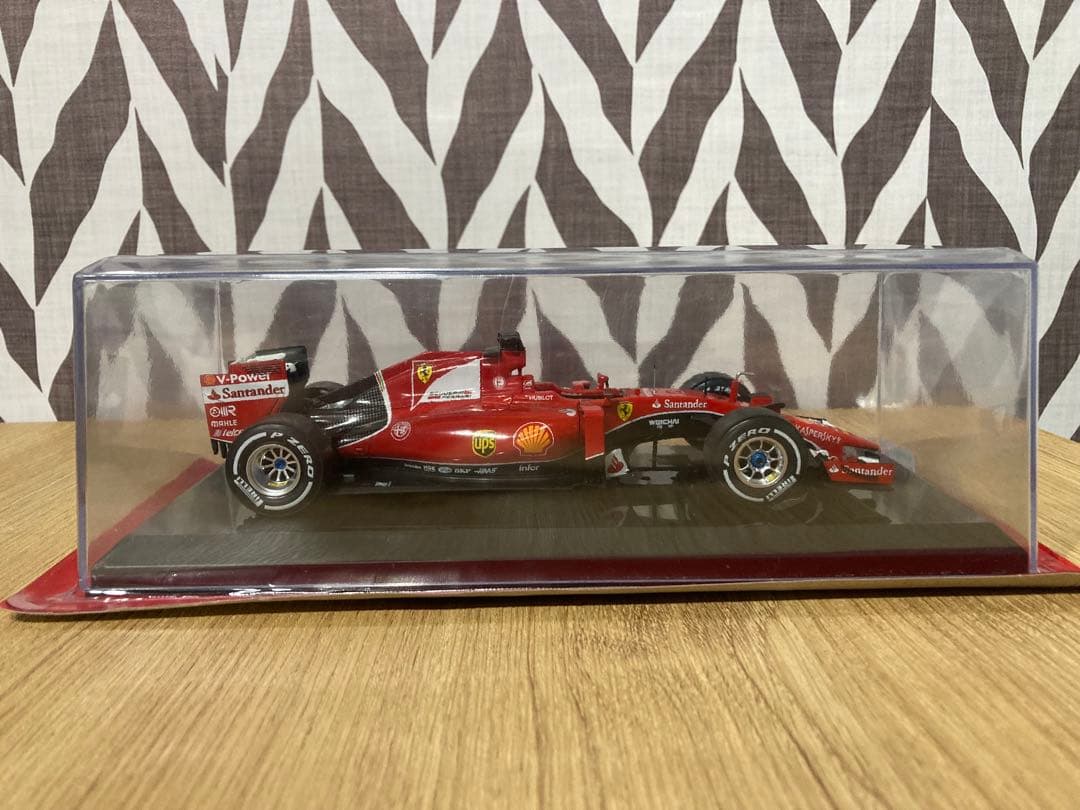 日本未発売　フェラーリビッグスケールF1コレクション　SF15T ベッテル
