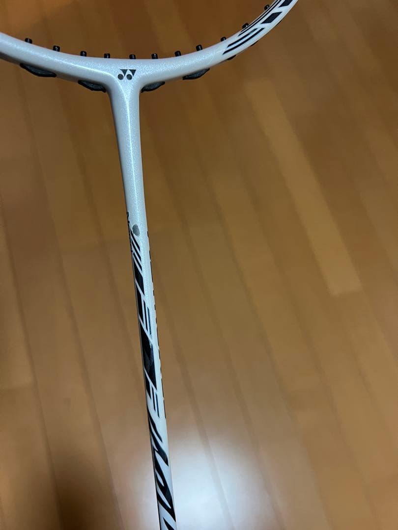 ヨネックスバドミントンラケット アストロクス99プロ pro 3U4 値下げ！