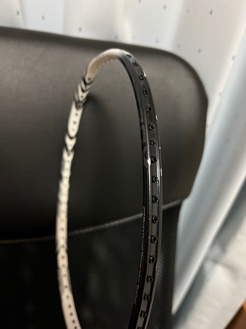 ヨネックスバドミントンラケット アストロクス99プロ pro 3U4 値下げ！