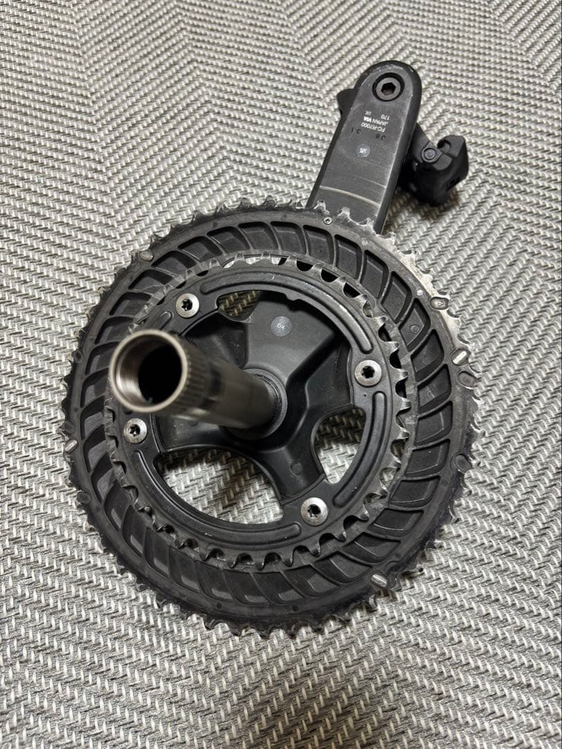 Shimano 105 クランクセット 50-34T 11S