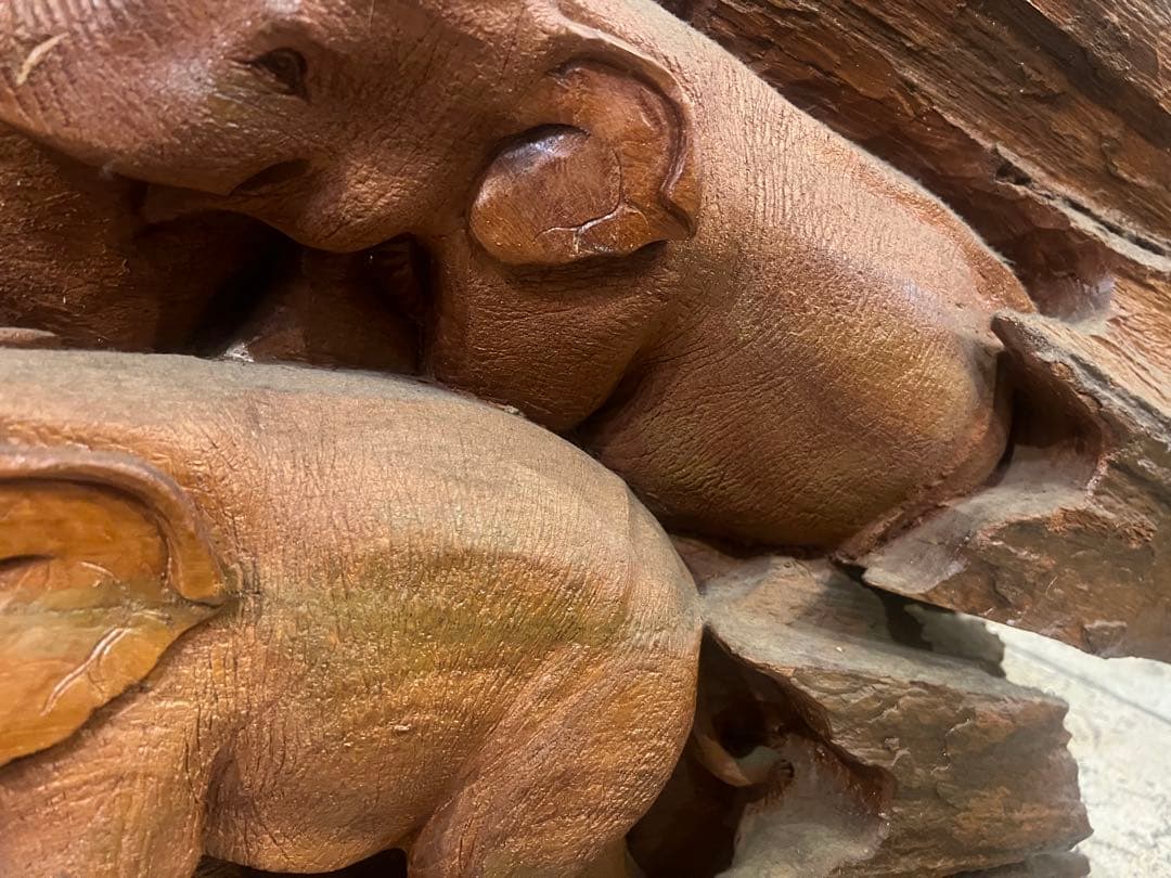 タイ伝統木彫｜老木チーク一木彫大レリーフ ｜店舗什器｜一点物｜幅145｜商売繁盛