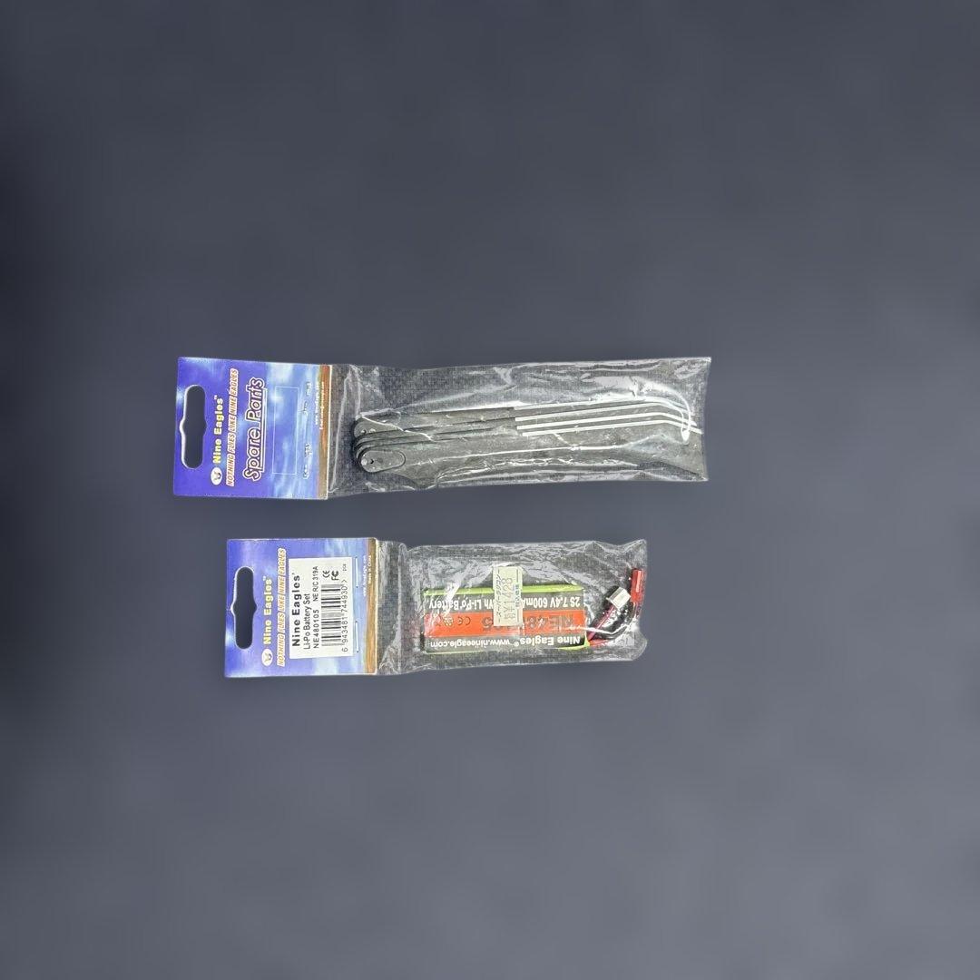 HiTEC SOLOPRO 319 B.Hawk60 ハイテックRCヘリコプター