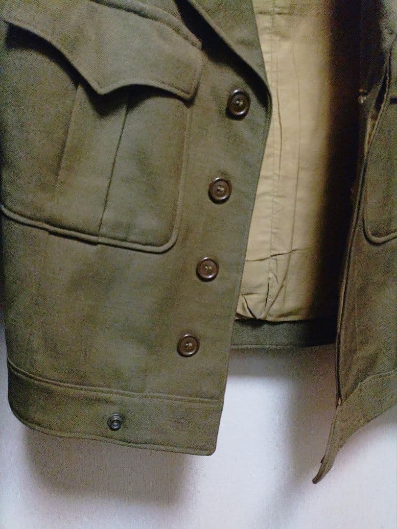 1944年米軍実物 ミリタリージャケットアイクジャケットミリタリー古着。
