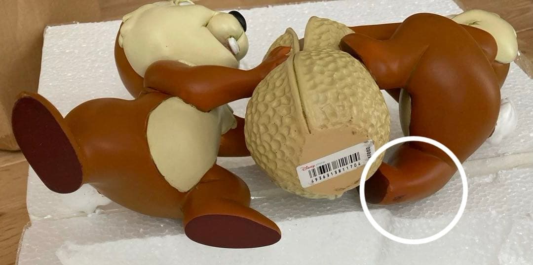 ディズニーストア　チップとデール 陶器製フィギュア