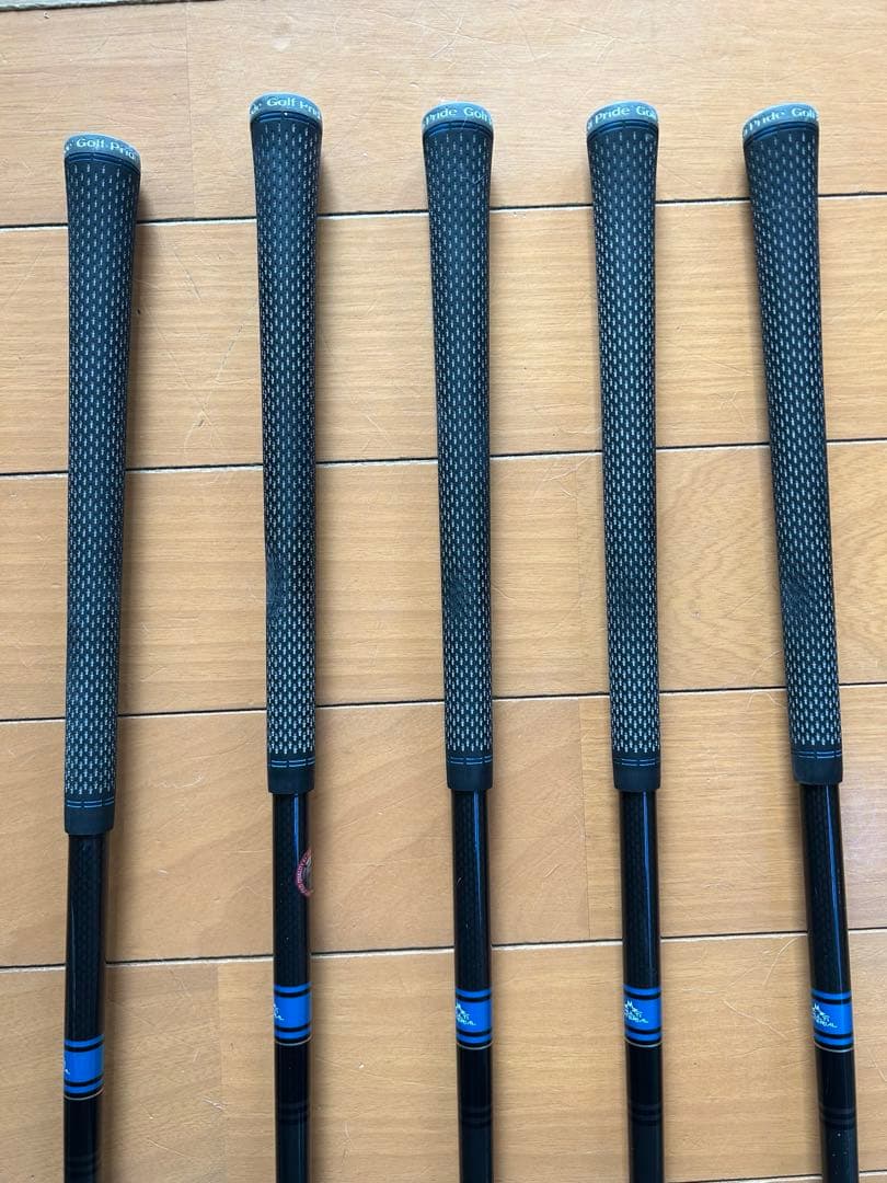 TaylorMade SIM MAXアイアンセット　6-9 P カーボンシャフト