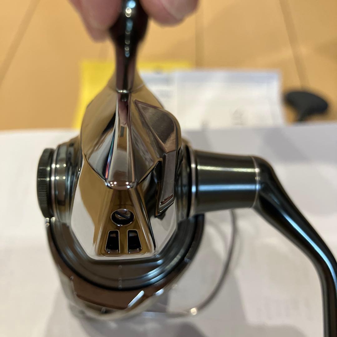 SHIMANO C3000MHG スピニングリール　22ステラ