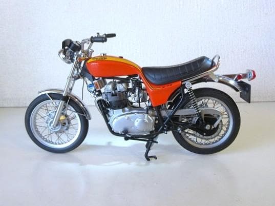 特価 MINICHAMPS (1/12) ライアンフ Hurricane X75