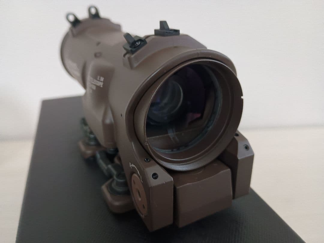 ELCAN Specter DRタイプ 1-4x可変倍率 スコープ FDE DX