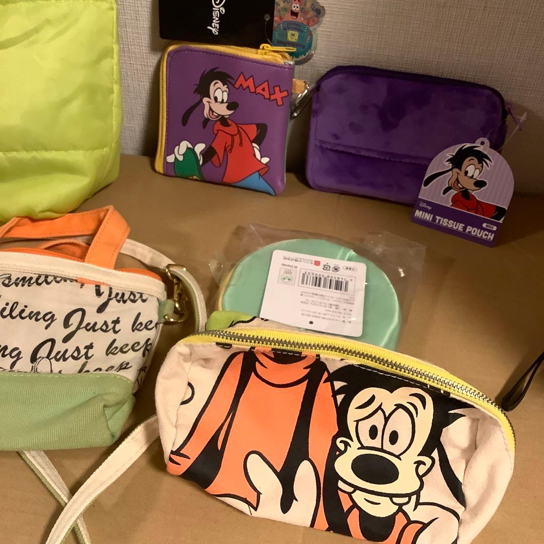 ディズニー　グーフィー バッグ・ポーチ セット