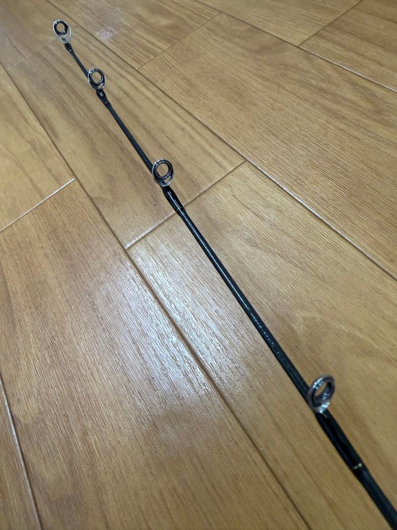 美品！ダイワ　ソルティガR J63B-2.5TG スリルゲーム　フルソリッド