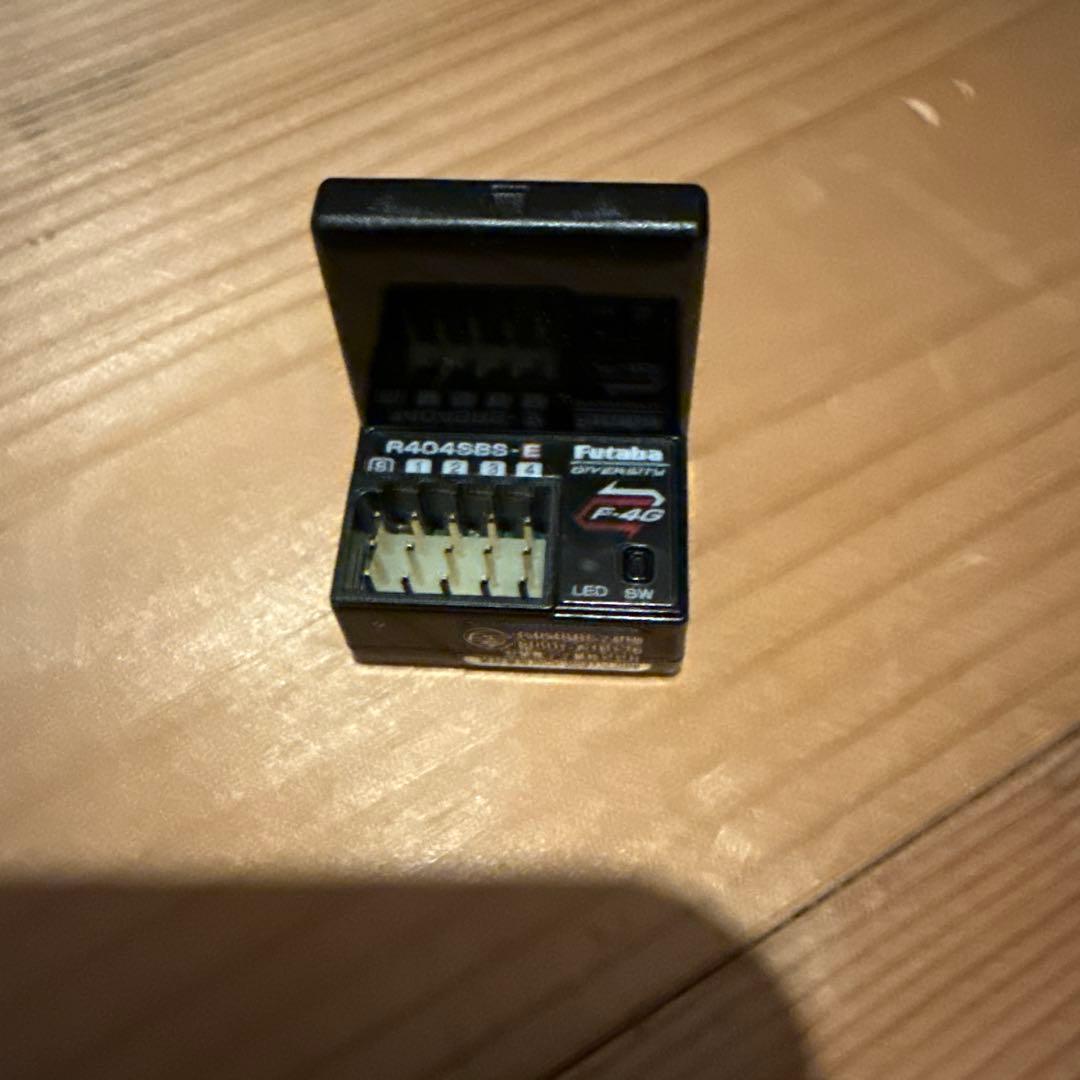 Futaba R404SB-E 2.4GHz受信機