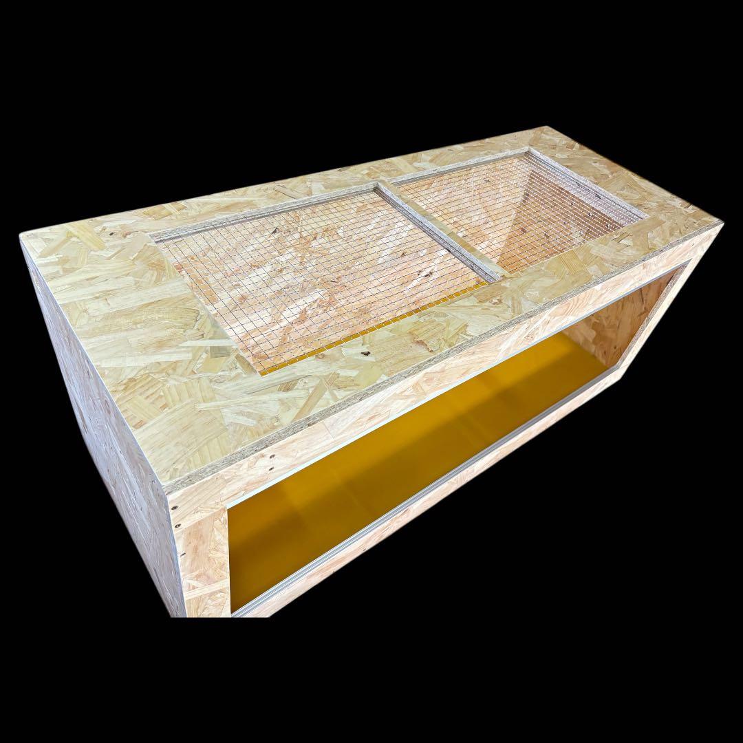 爬虫類ケージ 110×45×45㎝ 金網②箇所