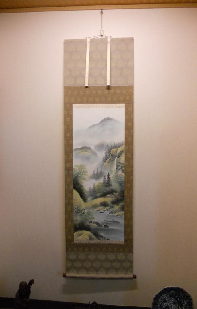 掛け軸 松観 彩色山水 絹本 希少 軸装 茶道具 掛軸 美品 です。