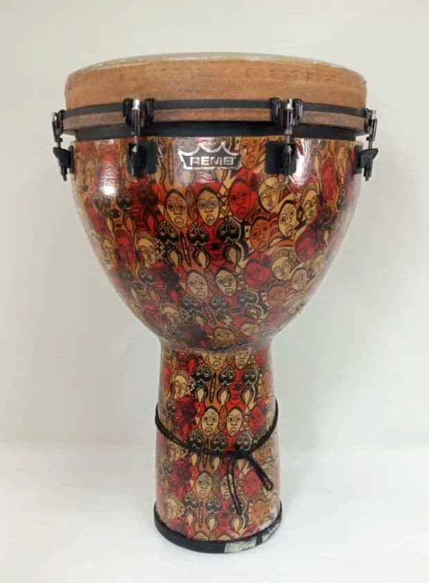 REMO ジャンベ 16インチ　貴重な【Leon Mobley】サイン入り