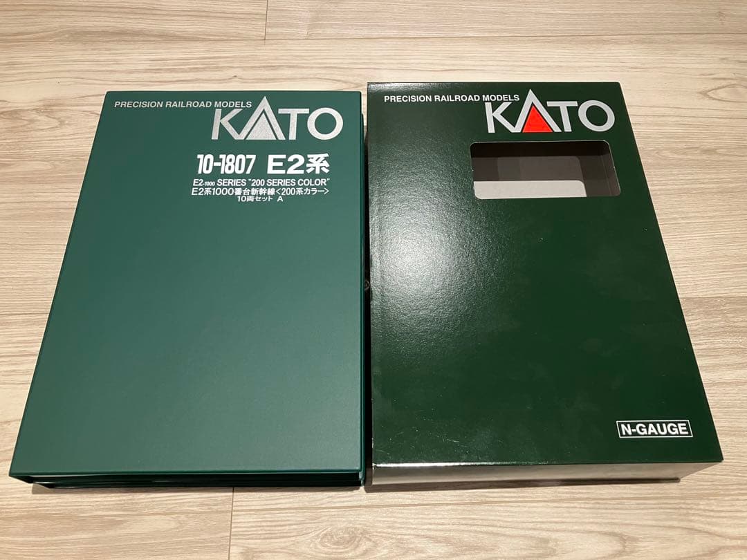 KATO 10-1807 E2系1000番台 <200系カラー>