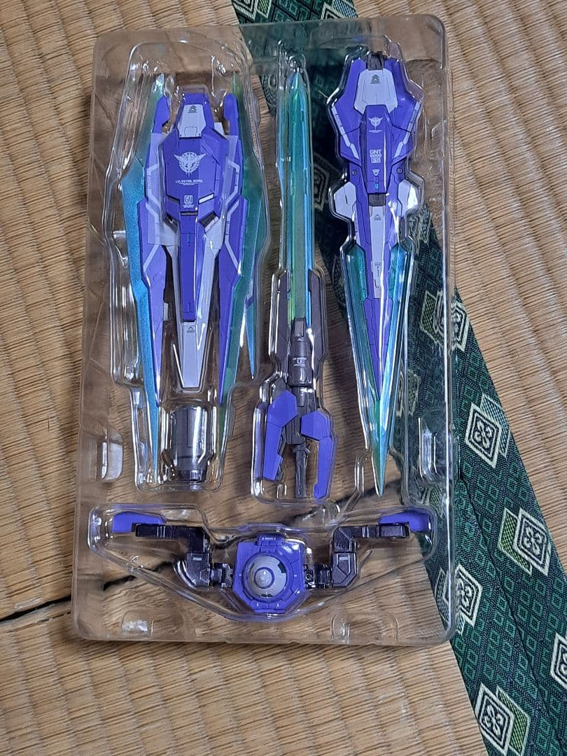 L BUILD ダブルオークアンタフルセイバー＋フルセイバー