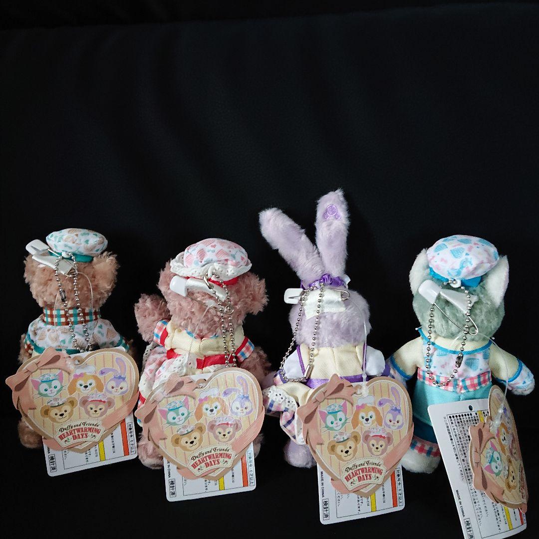 新品 東京ディズニー ハートウォーミングデイズ ぬいぐるみバッジ4体セット
