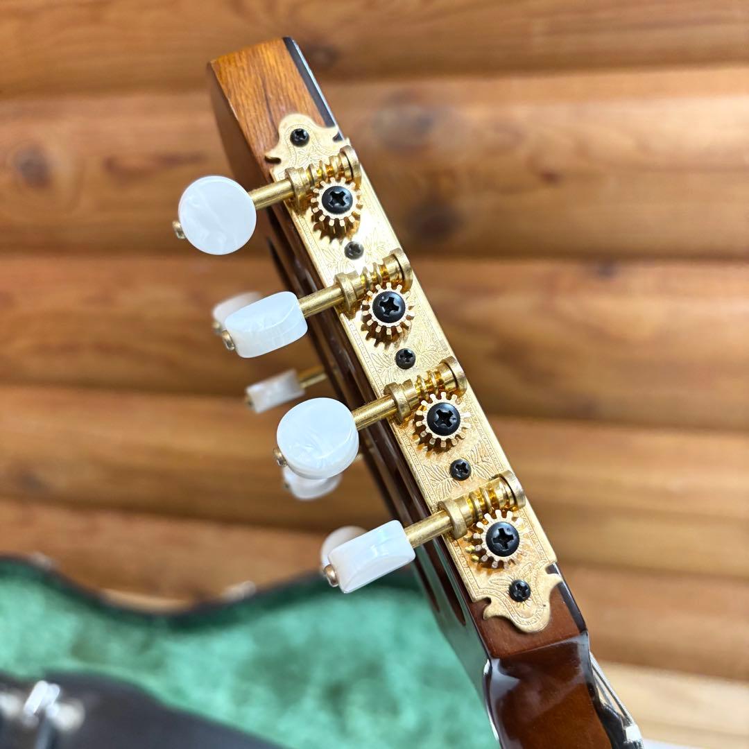 SUZUKI マンドリン M-60 Master Hand 波状リブ胴