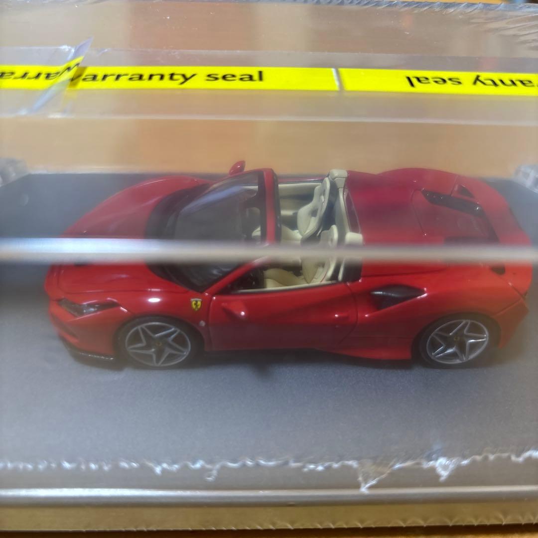 Ferrari F8 Spider ミニカー