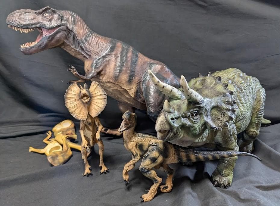 特大ティラノサウルスレックス他ジュラシックパーク（ツクダホビー）ソフビ４体セット